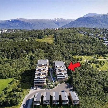 Ny Leilighet I Nytt Bygg I Naturskjonne Omgivelser! Tromsø Kültér fotó